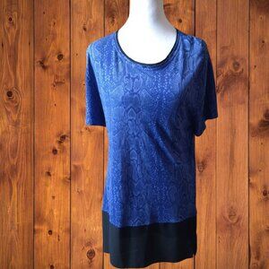 Elie Tahari  Women's Large Short Sleeve Blue Snake Print Pullover Top New/Tags